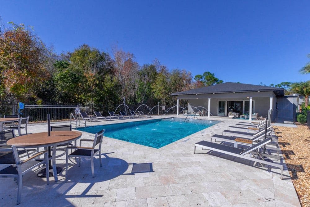 View of Le Reve resort pool in Orlando