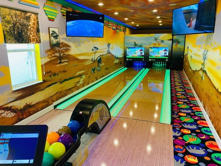 Veranda Palms 5 vacation rental safari-themed bowling alley