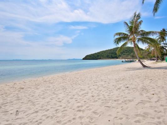 https://www.thetopvillas.com/destinations/thailand/koh-samui/lipa-noi/lipa-noi-2204