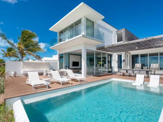 https://www.thetopvillas.com/destinations/caribbean/turks-caicos/providenciales/long-bay-beach/helios-beachfront-villa