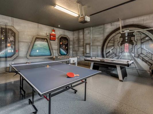 Encore Resort 519 villa with themed room