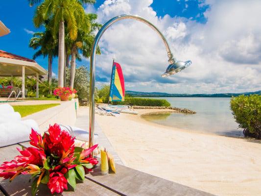 Calypso Shores on the Beach beach villas in Jamaica