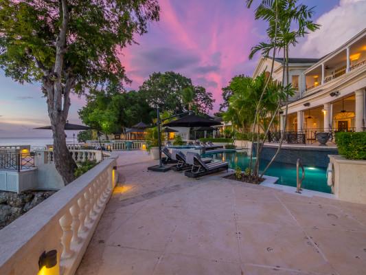 Cove Spring House - The Garden villas with pools 