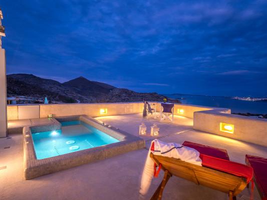 Villa Elxi - Paros villas with a private pool