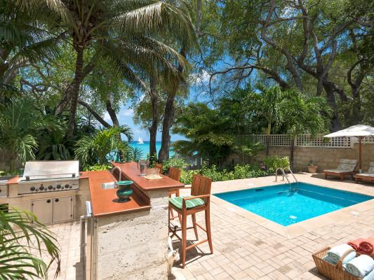 https://www.thetopvillas.com/destinations/caribbean/barbados/st-peter/mullins-bay/latitude/