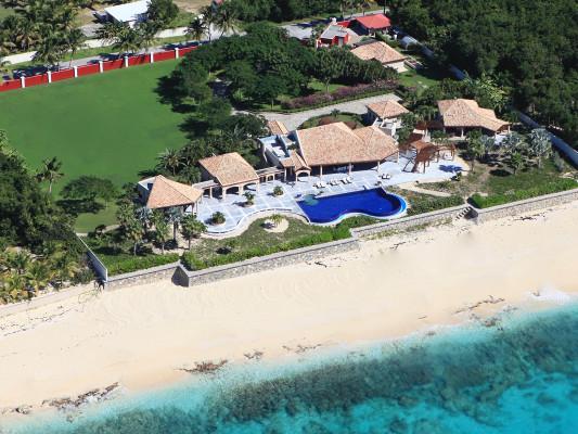 Casa de la Playa Baie Longue villas with views