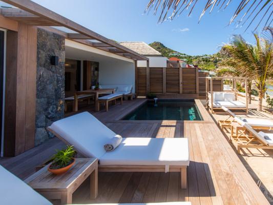 https://www.thetopvillas.com/destinations/caribbean/st-barthelemy/anse-des-cayes/villa-greenheart/