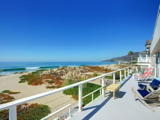 https://www.thetopvillas.com/destinations/california/malibu/malibu-1