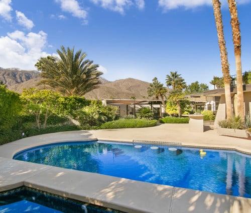 https://www.thetopvillas.com/destinations/california/palm-springs/palm-springs-central/palm-springs-12