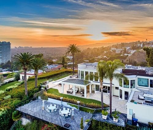 https://www.thetopvillas.com/destinations/california/los-angeles/los-angeles-5