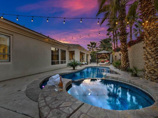 Indio 22 Joshua Tree rentals with pools