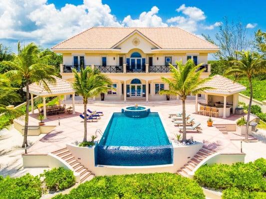 Blue Water Villa