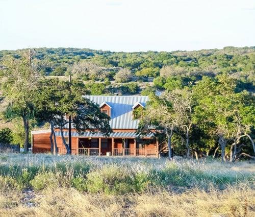 https://www.thetopvillas.com/destinations/texas/fredericksburg/fredericksburg-47