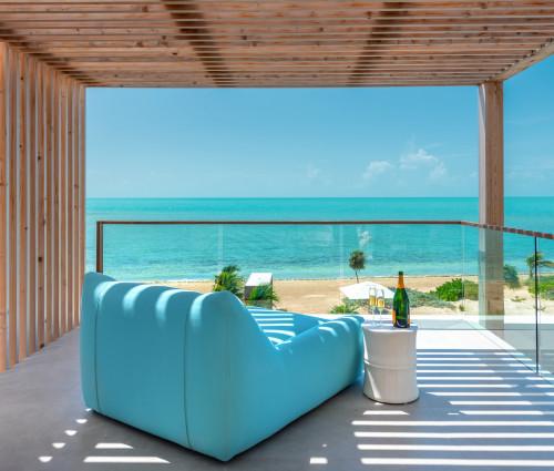 Long Bay Beach Enclave Beachfront Villa 5 - 6-bed