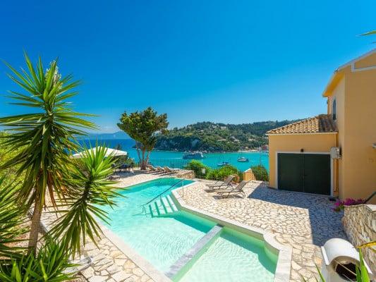 Alexander Paxos villas with pools