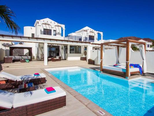 Villa Pedro Villas In Spain