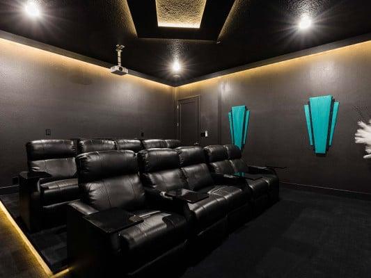 Bears Den 26 Bears Den homes with movie theaters