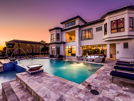 Reunion Resort 1500 - villas with air conditioning