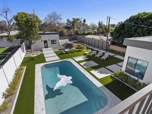 Phoenix 14 - Phoenix vacation rentals with pools
