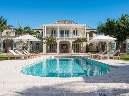 Coral Pavilion villa with pool