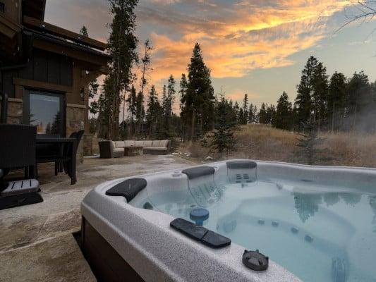 Breckenridge 68 cabin rentals in 'white Christmas' destinations