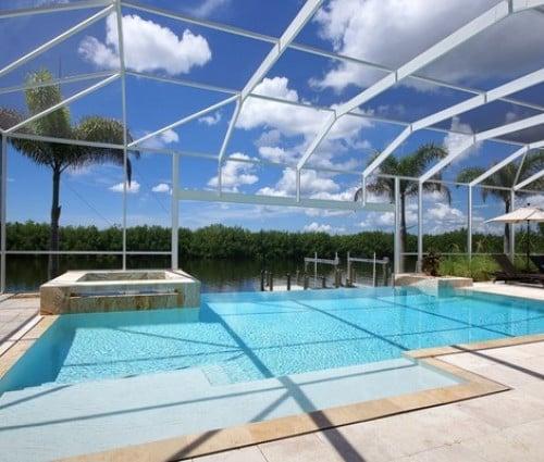 https://www.thetopvillas.com/destinations/florida/cape-coral/cape-coral-135/