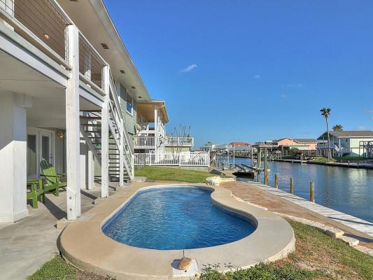 Aransas Pass 1 Texas rentals with pools