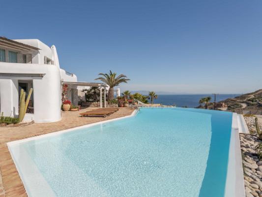 Villa Olivia family villas in Mykonos