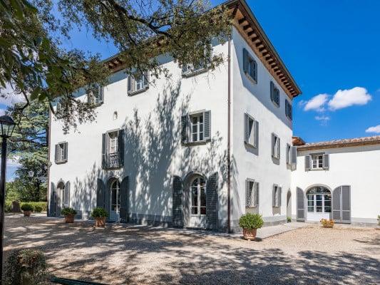 Large villas in Tuscany Antica Villa Merelli