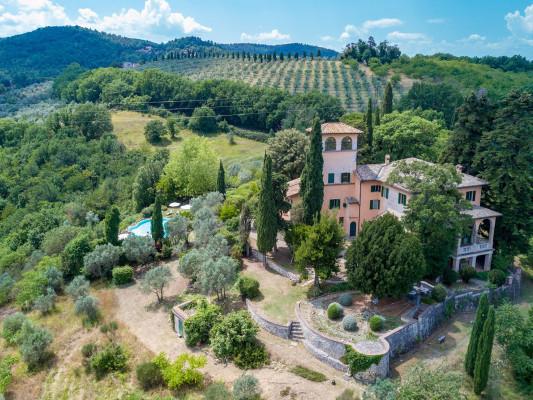 Villa Milani large villas in Umbria