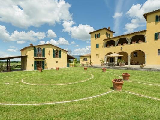 Poggerello Tour de France 2024 villas in Tuscany