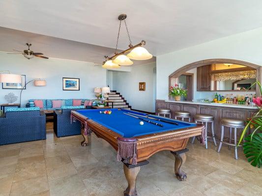 Fairway Manor Montego Bay villas with game rooms