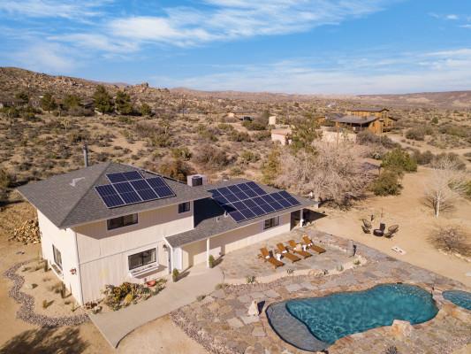 Joshua Tree 4 vacation rentals with pool