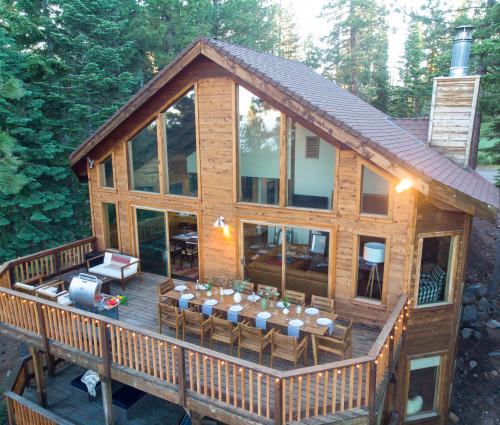 https://www.thetopvillas.com/destinations/california/lake-tahoe/lake-tahoe-97