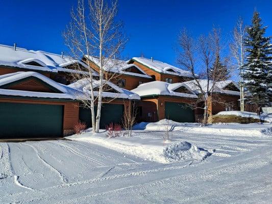 https://www.thetopvillas.com/destinations/colorado/steamboat-springs/steamboat-springs-2/