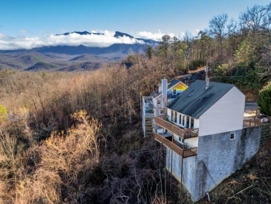 Gatlinburg 86 Tennessee mountain cabins