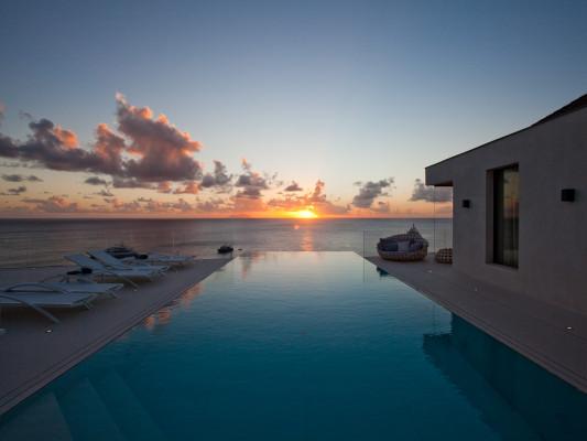 Oceanfront St Barts villas Villa Vitti