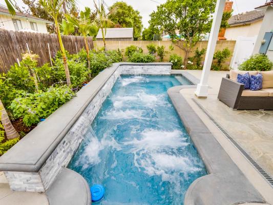 Anaheim 31 vacation rentals near Disneyland with pool