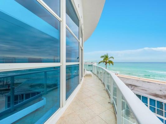 Miami Beach 1 villas for winter sun at Christmas