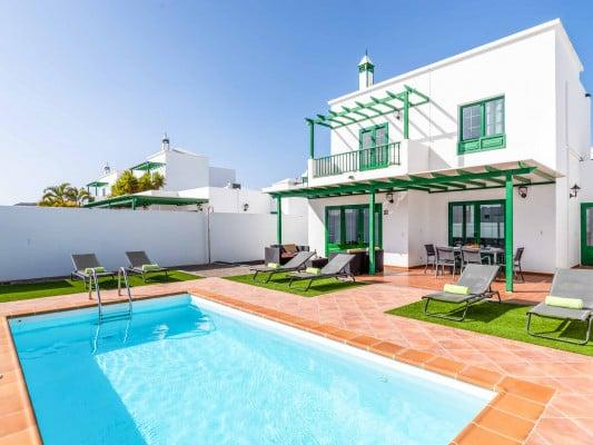 Villa Guelde family villas in Spain