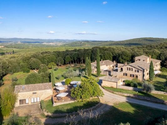 Borgo Gallinaio large luxury villas Europe