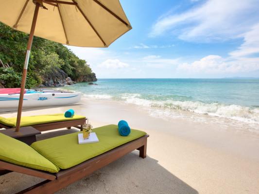 Lipa Noi 5180 beachfront villas in Thailand