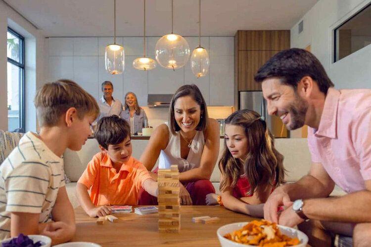 4 bedroom condos near Disney World, Evermore Resort in Orlando, family fun in a condo