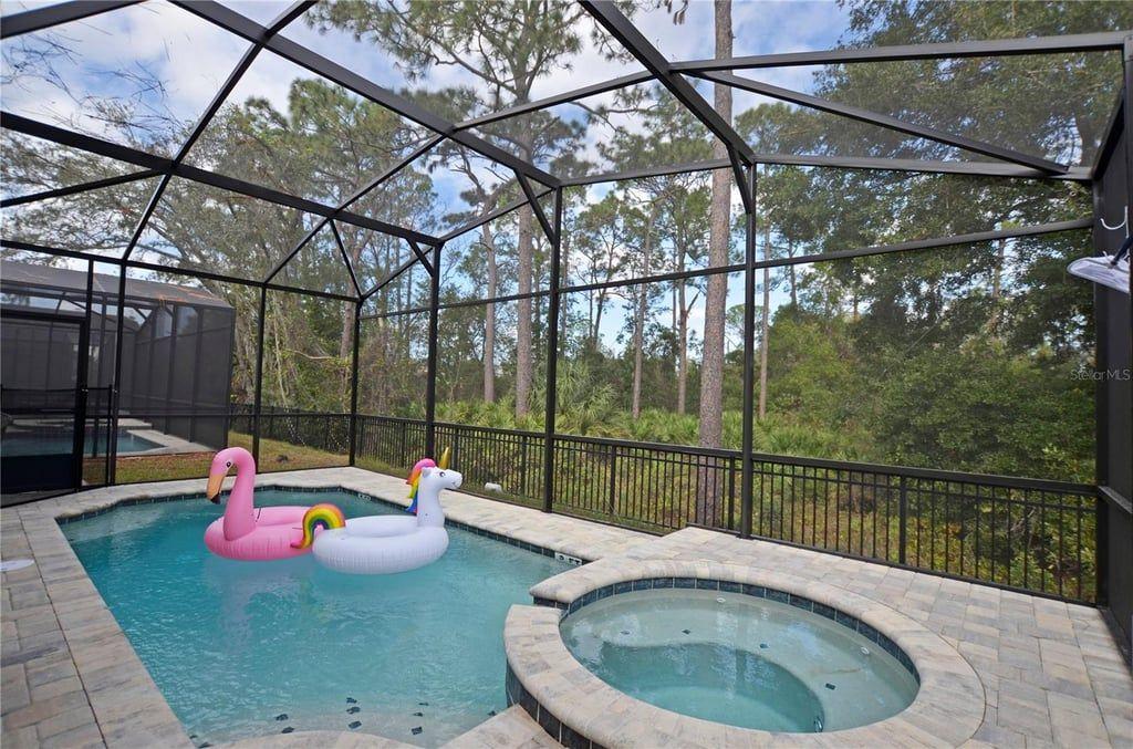 8 bed 6.1 bath solara single home pool.jpeg