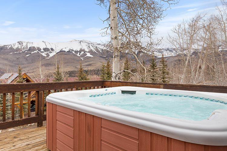 Mountain Village vacation home with hot tub