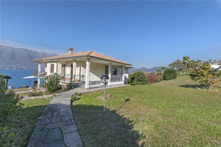 Lake Maggiore 4 family friendly villas