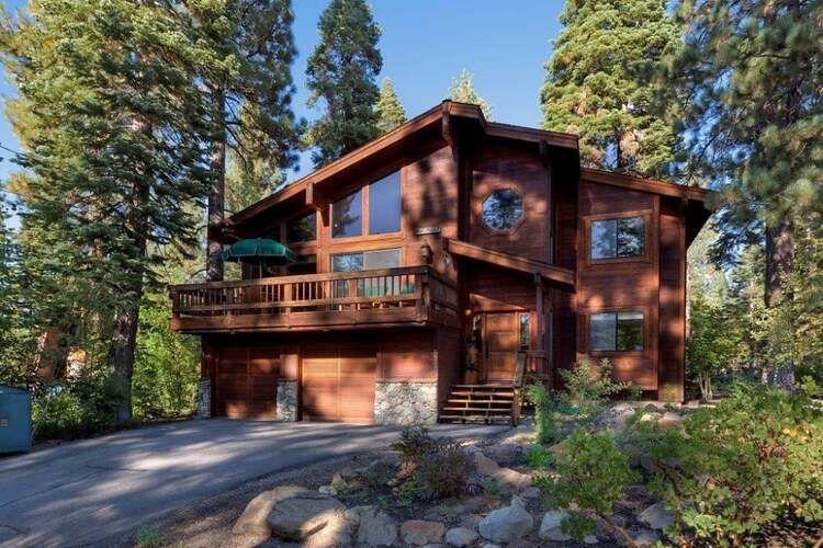Tahoe City cabin rentals, Lake Tahoe 146, Top Villas