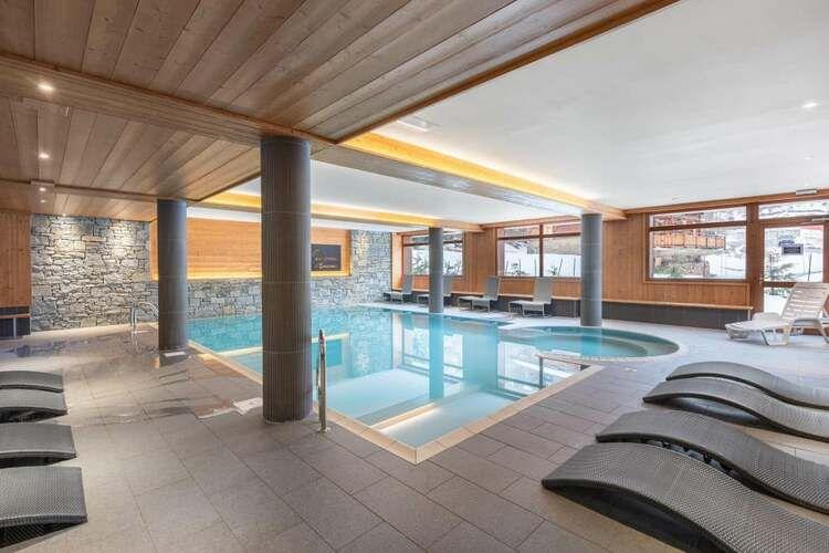 Les Saisies chalets with wellness amenities, view of indoor pool in Les Saisies 1, Top Villas
