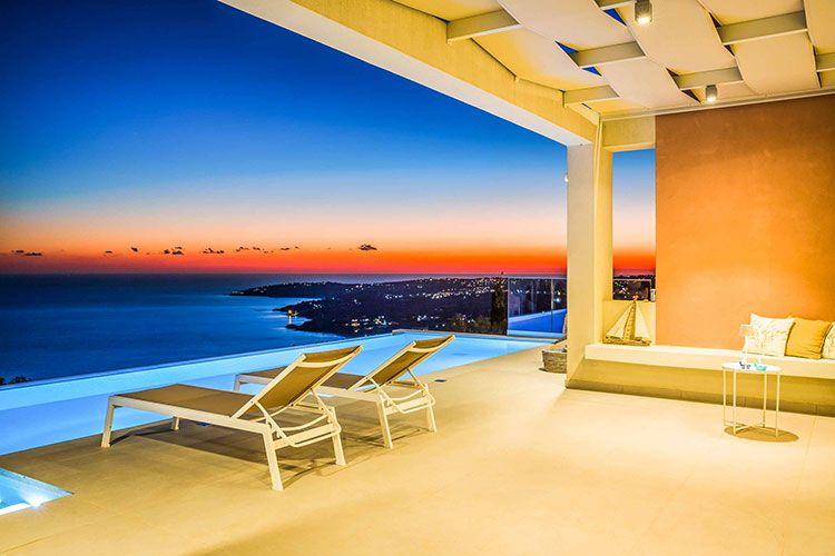 Lourdas 2 beachfront