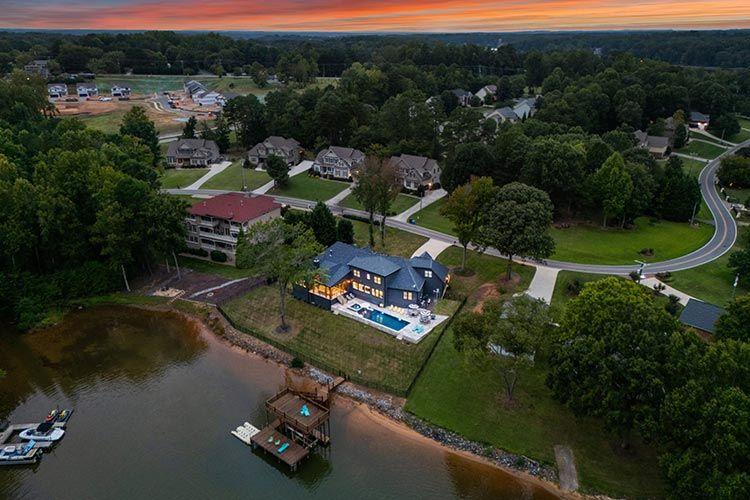 Mooresville 19 Lakeside